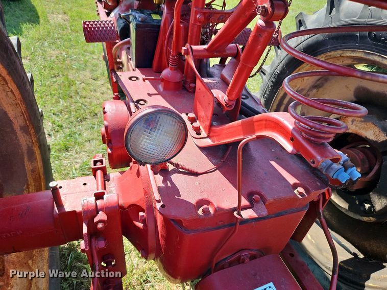 image for item LL9252 1953 Farmall Super M  tractor