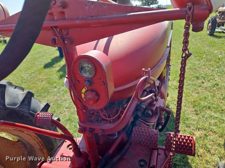 image for item LL9252 1953 Farmall Super M  tractor