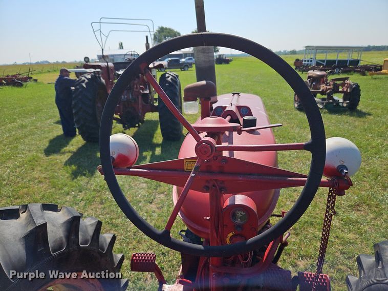 image for item LL9252 1953 Farmall Super M  tractor