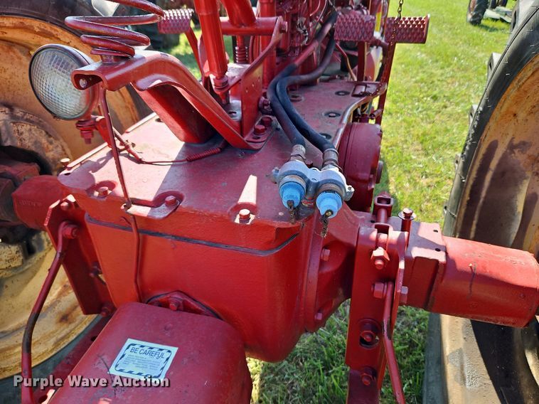 image for item LL9252 1953 Farmall Super M  tractor