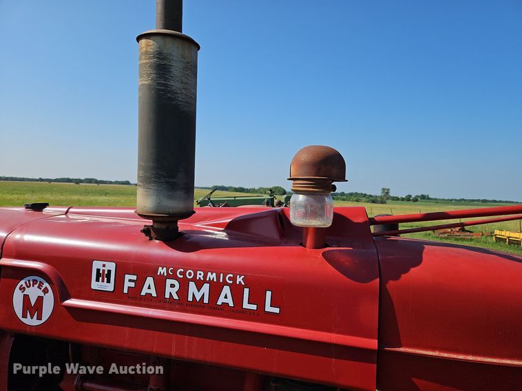 image for item LL9252 1953 Farmall Super M  tractor