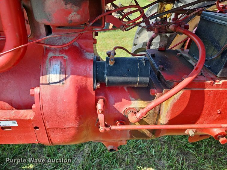 image for item LL9252 1953 Farmall Super M  tractor