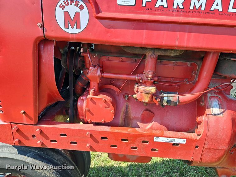 image for item LL9252 1953 Farmall Super M  tractor