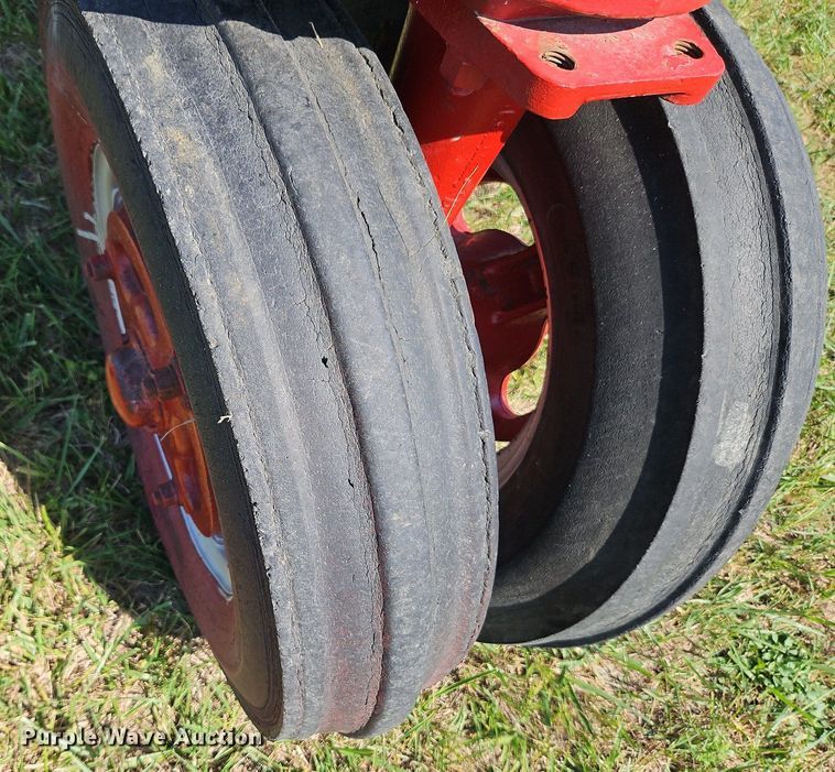 image for item LL9252 1953 Farmall Super M  tractor