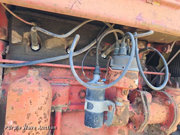 image for item LL9254 1940 Farmall H  tractor