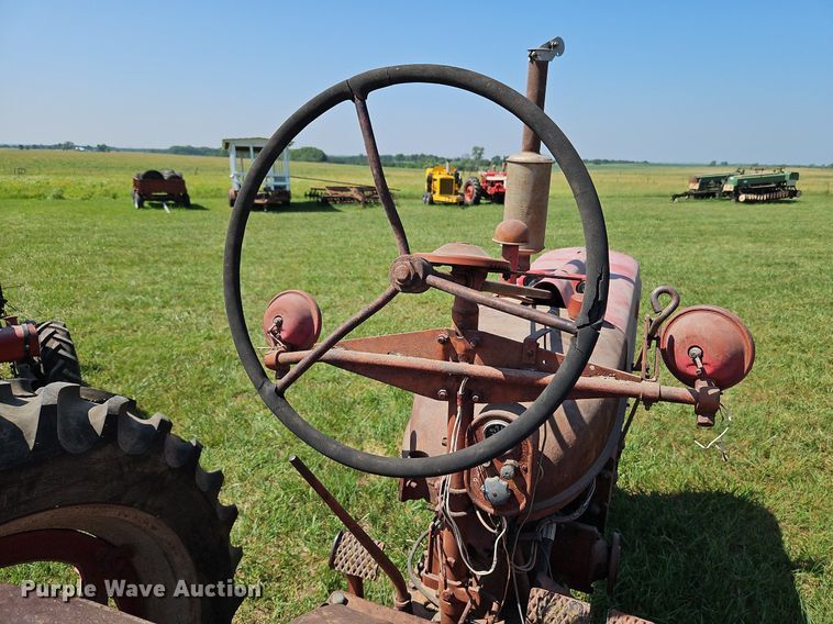 image for item LL9255 1953 Farmall Super H  tractor