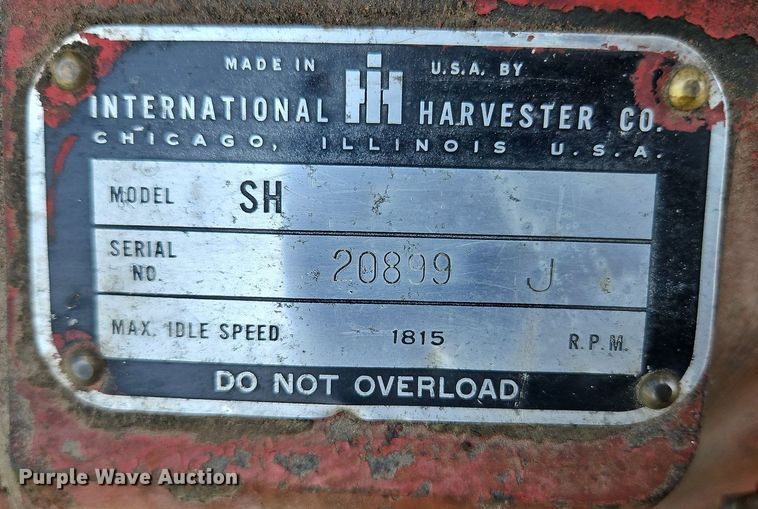 image for item LL9255 1953 Farmall Super H  tractor