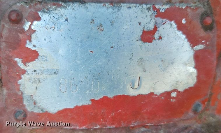 image for item LL9256 1960 International 240 Utility  tractor