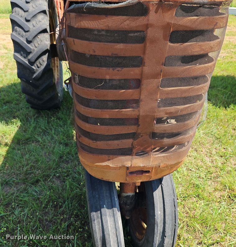 image for item LL9257 Massey-Harris 44  tractor