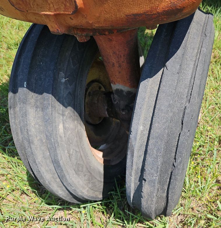 image for item LL9257 Massey-Harris 44  tractor