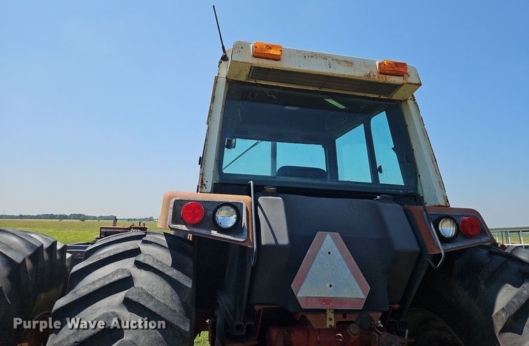 image for item LL9258 1978 International 1586  tractor