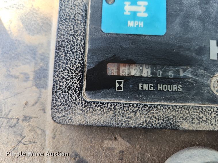 image for item LL9258 1978 International 1586  tractor