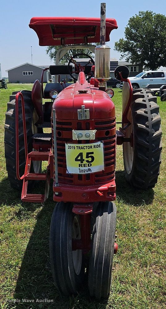 image for item LL9259 1955 McCormick Farmall 300  tractor