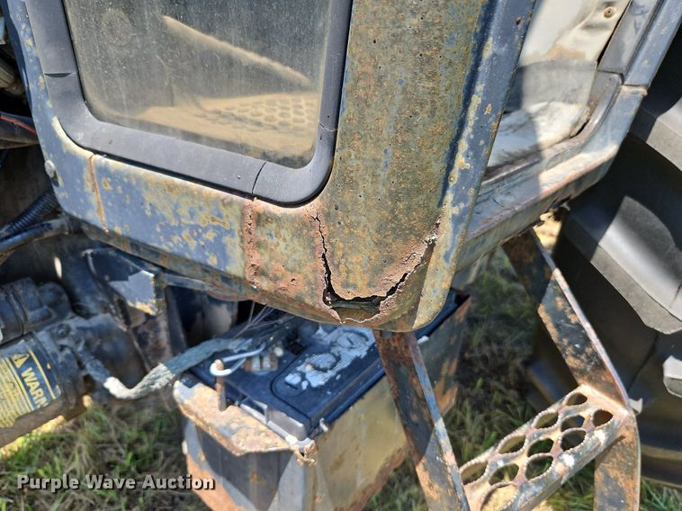 image for item LL9260 1990 Case IH 685  tractor