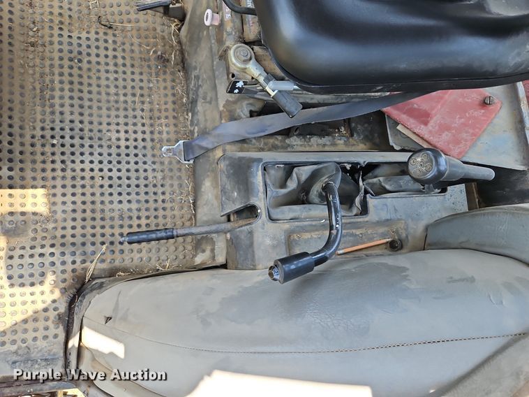 image for item LL9260 1990 Case IH 685  tractor