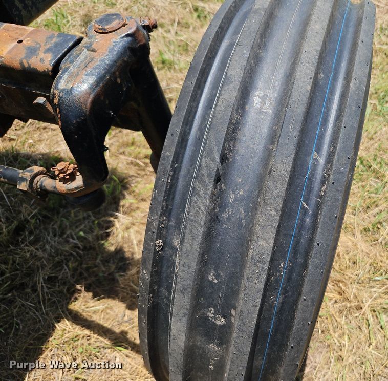 image for item LL9260 1990 Case IH 685  tractor