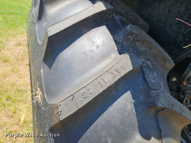 image for item LL9260 1990 Case IH 685  tractor