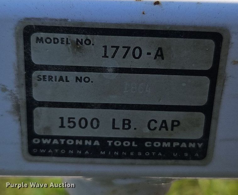 image for item LL9261 Owatonna Tool Co. 1770-A  dual tire lift