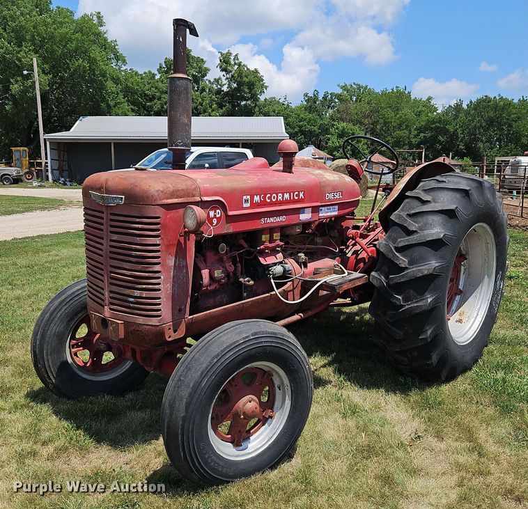 image for item LL9268 McCormick WD-9  tractor