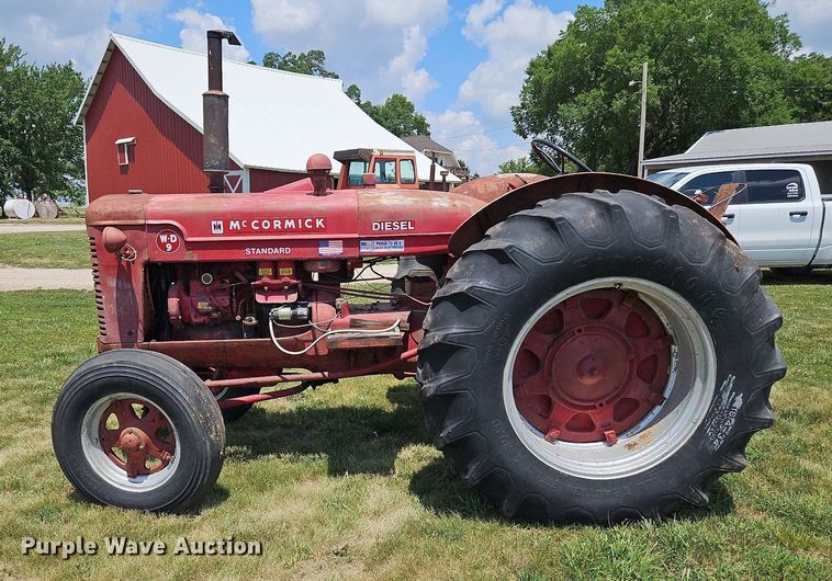 image for item LL9268 McCormick WD-9  tractor