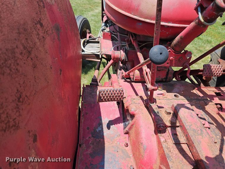 image for item LL9268 McCormick WD-9  tractor