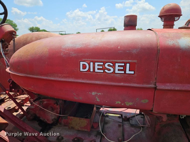 image for item LL9268 McCormick WD-9  tractor