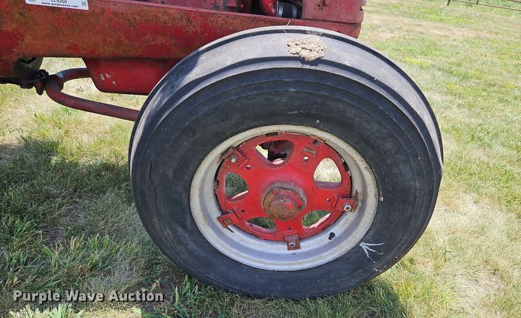 image for item LL9268 McCormick WD-9  tractor