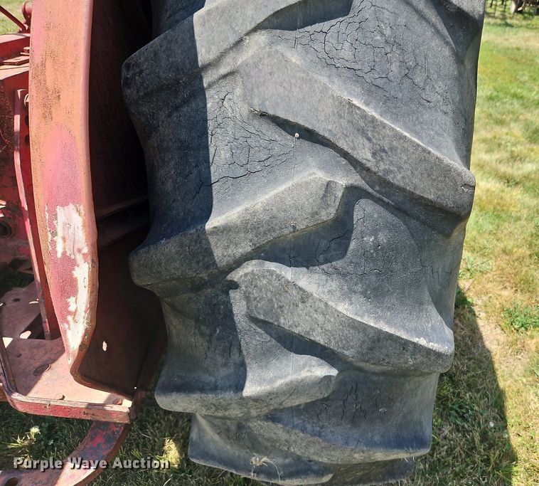 image for item LL9268 McCormick WD-9  tractor