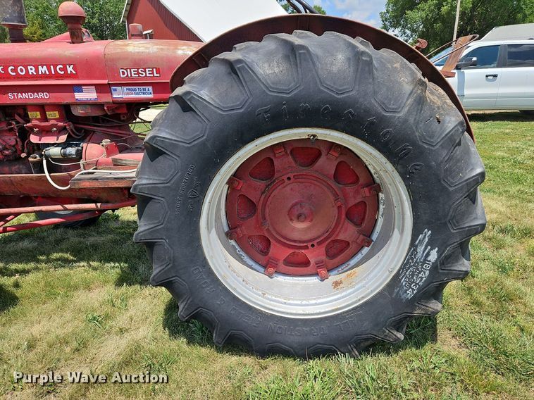 image for item LL9268 McCormick WD-9  tractor