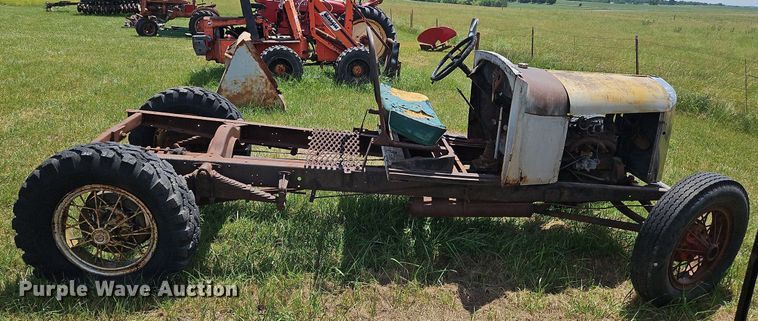 image for item LL9271 Shop built  tractor