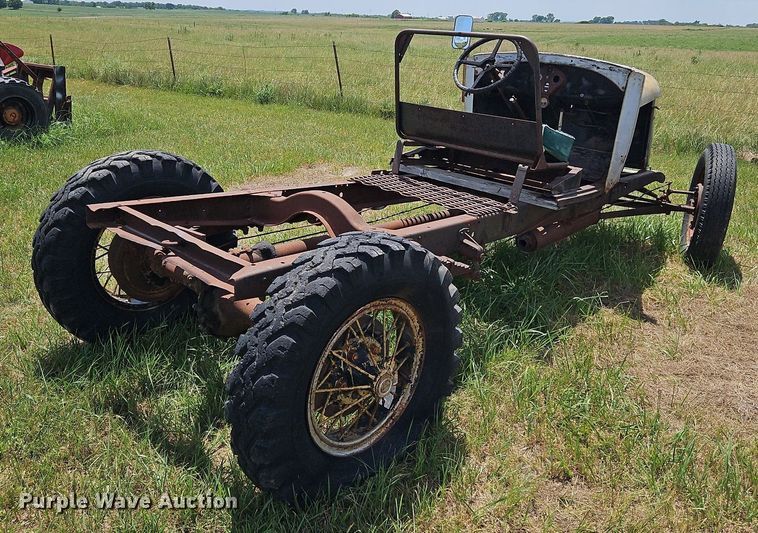 image for item LL9271 Shop built  tractor