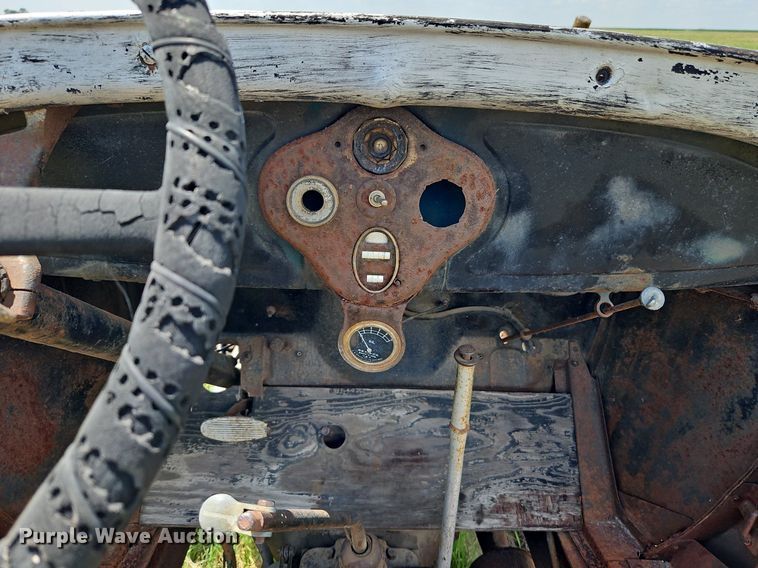 image for item LL9271 Shop built  tractor