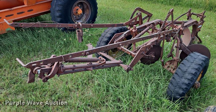 image for item LL9272 Two bottom plow