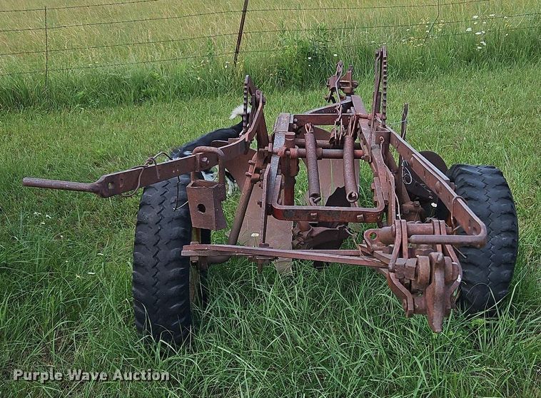 image for item LL9272 Two bottom plow