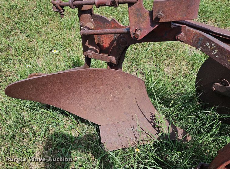 image for item LL9272 Two bottom plow