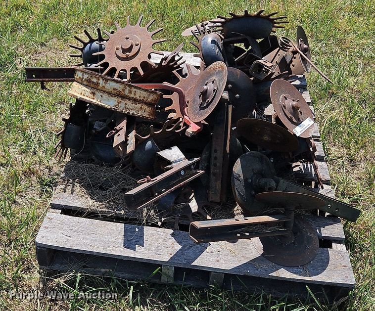 image for item LL9273 Case  planter parts