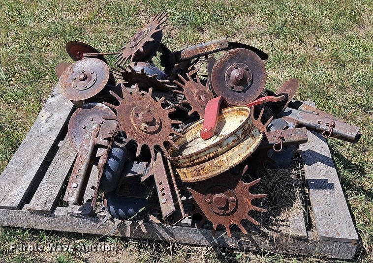 image for item LL9273 Case  planter parts