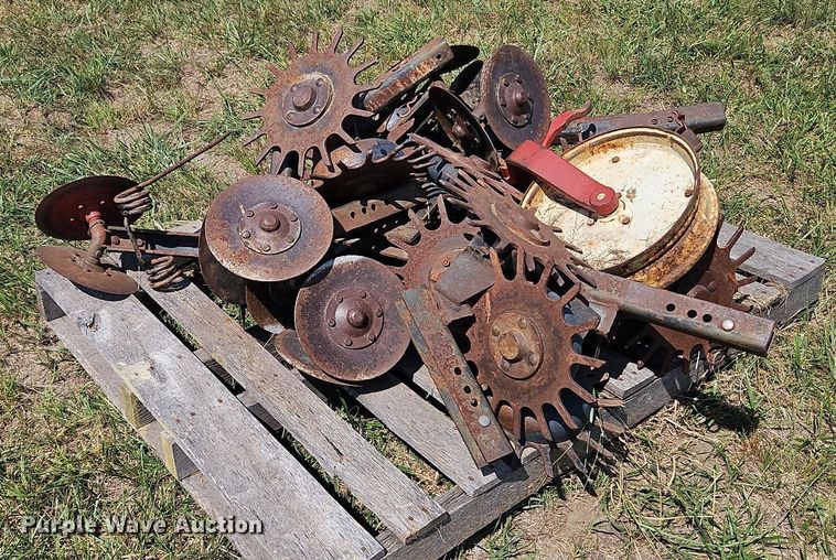 image for item LL9273 Case  planter parts