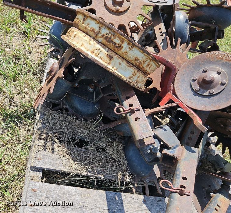 image for item LL9273 Case  planter parts