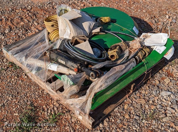 image for item LM9832 John Deere  rotary mower parts