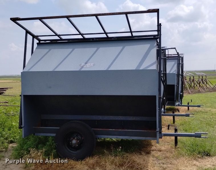 image for item LP9639 L-H  creep feeder