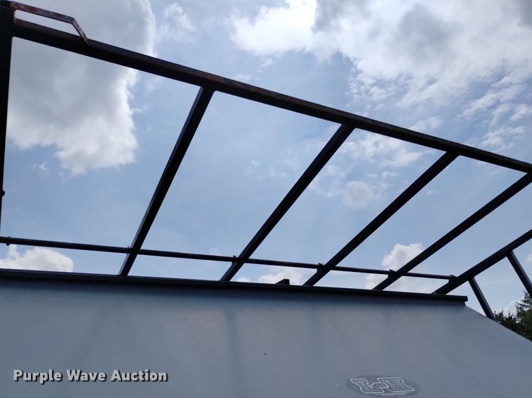 image for item LP9639 L-H  creep feeder