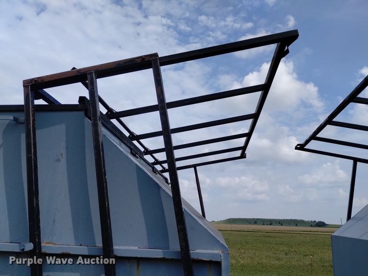 image for item LP9640 L-H  creep feeder