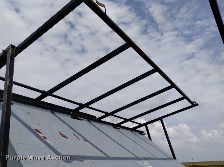 image for item LP9640 L-H  creep feeder