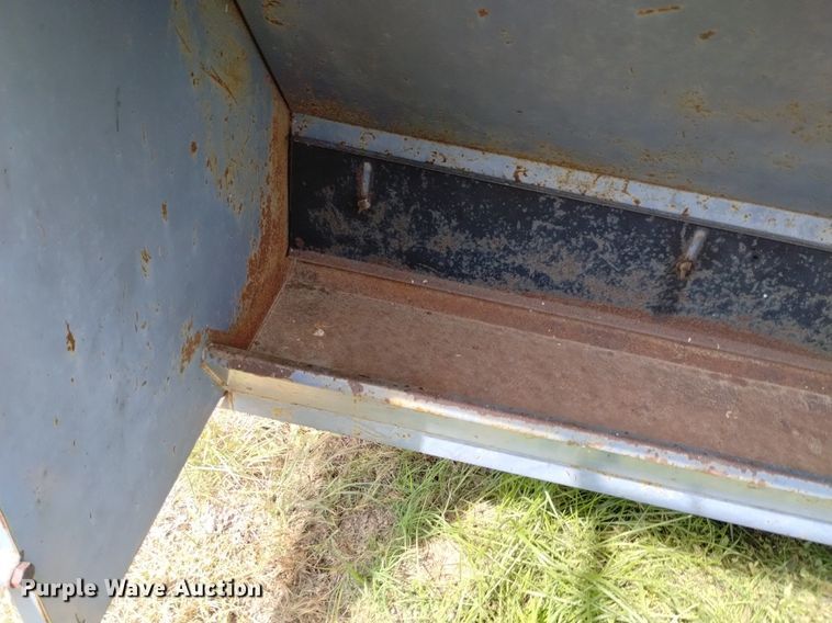 image for item LP9640 L-H  creep feeder