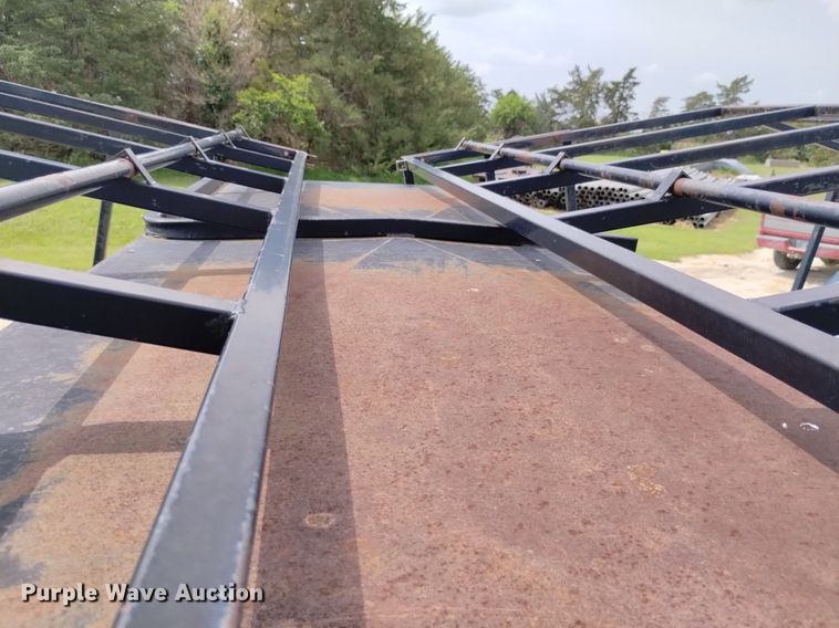 image for item LP9640 L-H  creep feeder