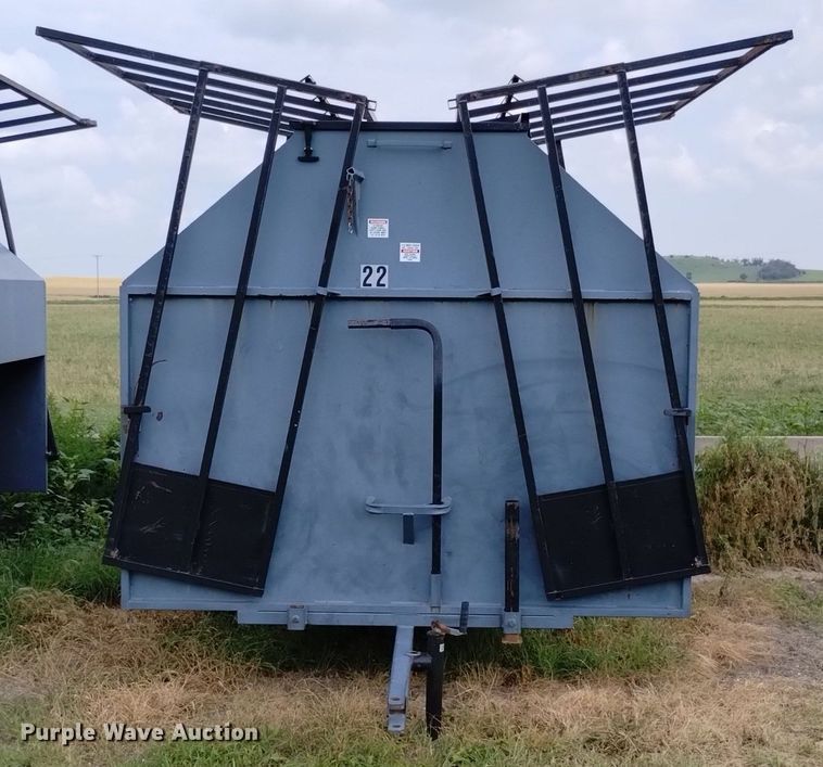 image for item LP9641 L-H  creep feeder