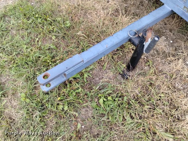 image for item LP9641 L-H  creep feeder