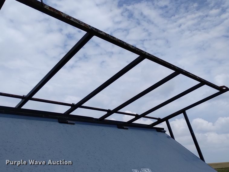 image for item LP9641 L-H  creep feeder