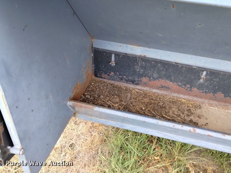 image for item LP9641 L-H  creep feeder